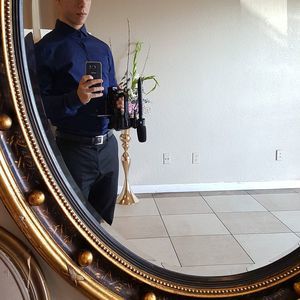 Meet your Posher, Dimitri